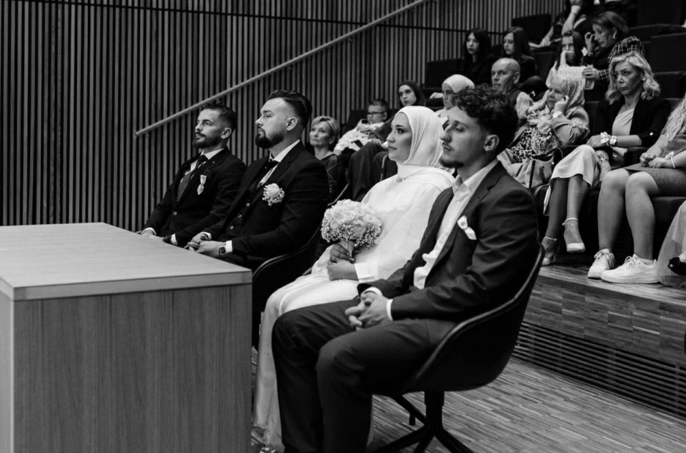 زوجان من سلوفينيا يختاران البحرين لقضاء شهر العسل