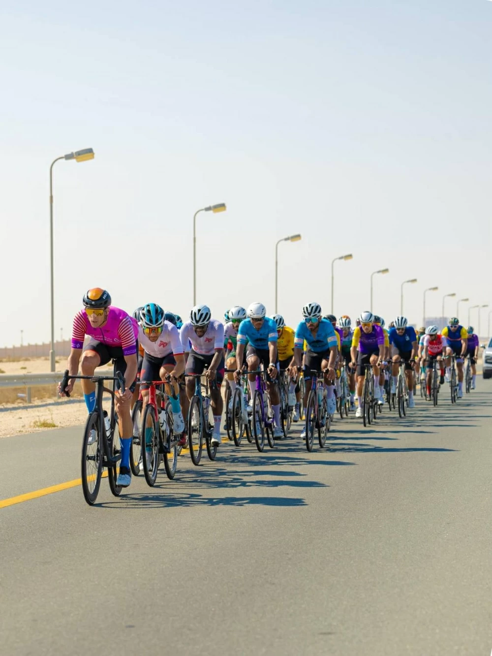 محمد حسن يتألق ويحصد ثلاثة قمصان في طواف ناصر بن حمد للهواة