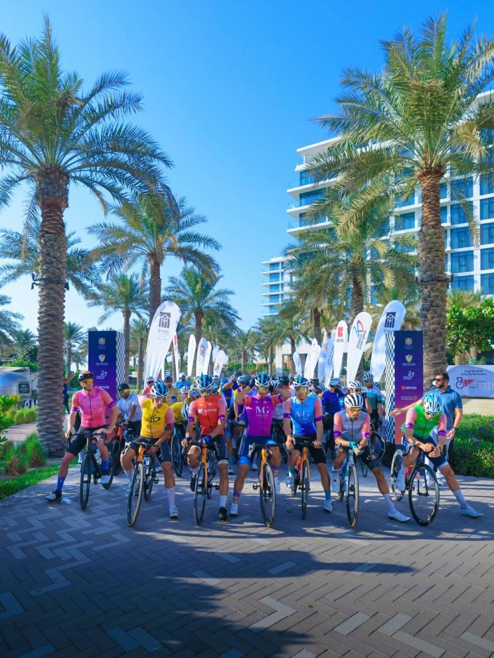 محمد حسن يتألق ويحصد ثلاثة قمصان في طواف ناصر بن حمد للهواة