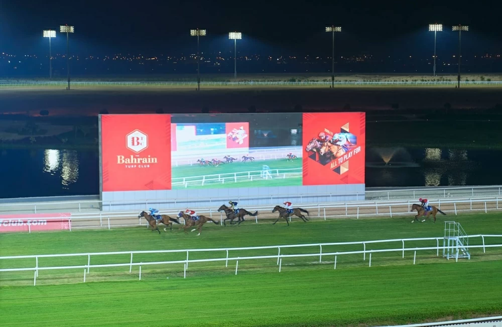 إنتصارات مثيرة بكؤوس &laquo;جيبك&raquo; وآجواء جماهيرية مميزة في السباق الثاني للخيل