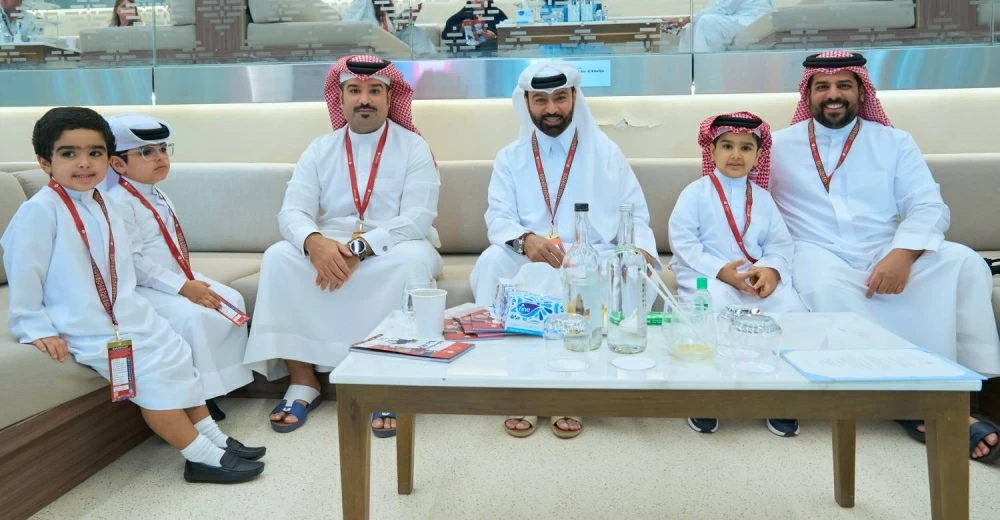 إنتصارات مثيرة بكؤوس &laquo;جيبك&raquo; وآجواء جماهيرية مميزة في السباق الثاني للخيل