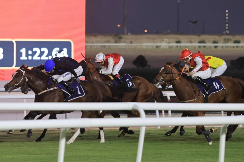 إنتصارات مثيرة بكؤوس &laquo;جيبك&raquo; وآجواء جماهيرية مميزة في السباق الثاني للخيل