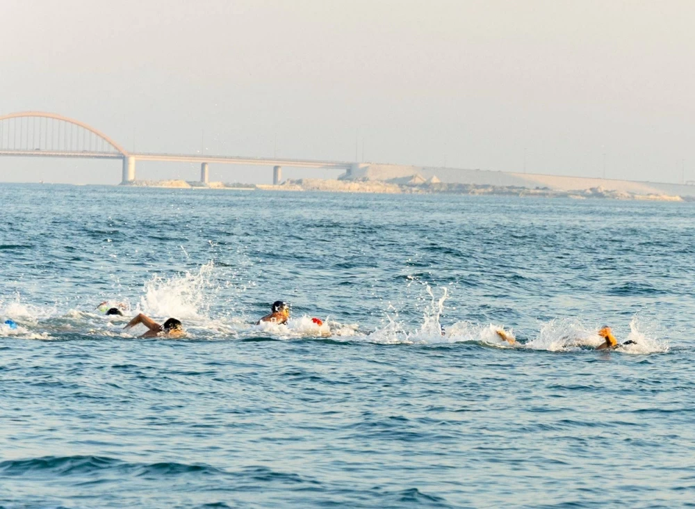 نور الدين وحسين يتوجان بمسابقة "سباح شبل الموروث" ضمن موسم ناصر بن حمد لرياضات الموروث البحري