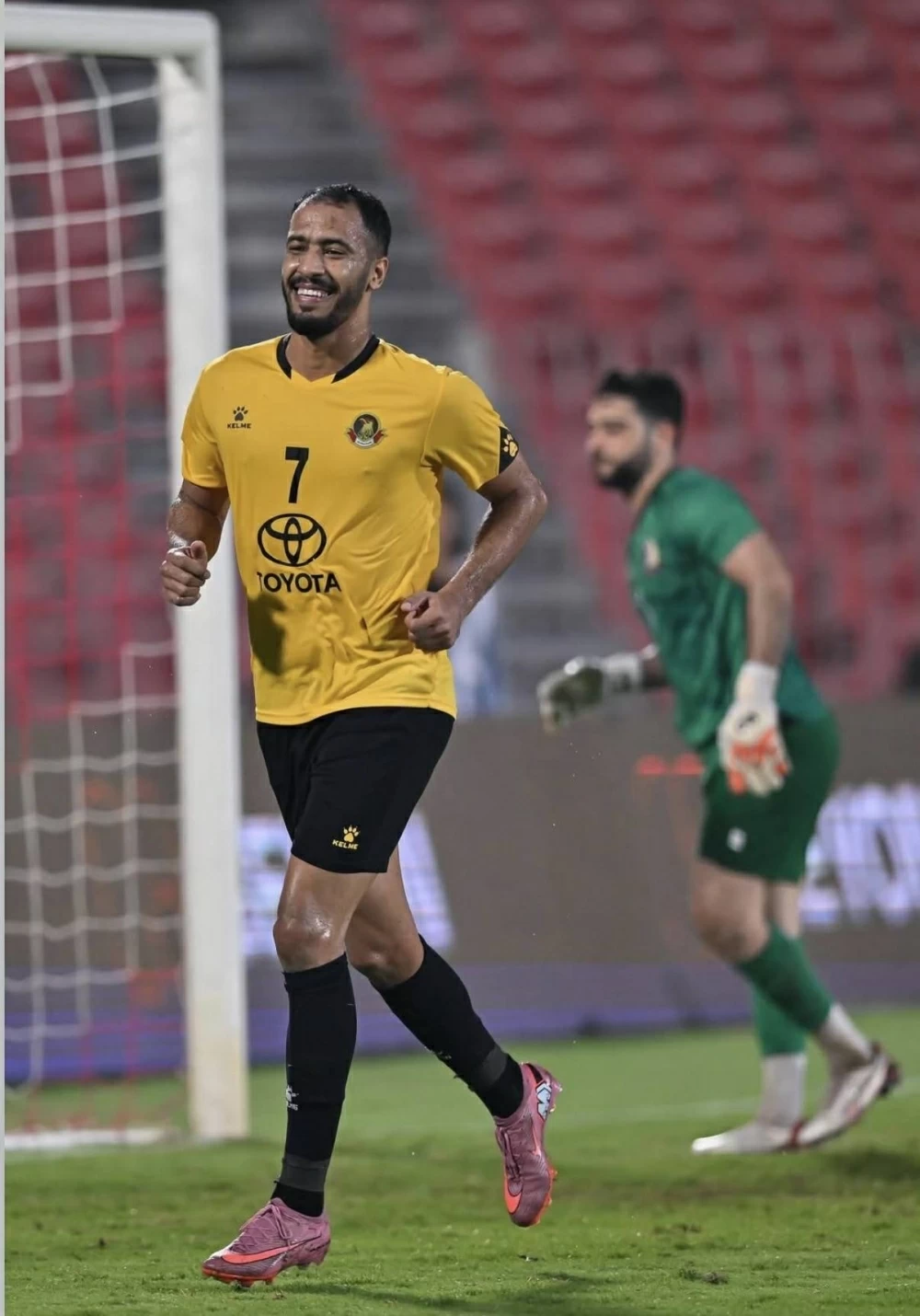 الأهلاوي الحشاش لـ"الوطن الرياضي": جاهز دائما لتلبية نداء الأحمر