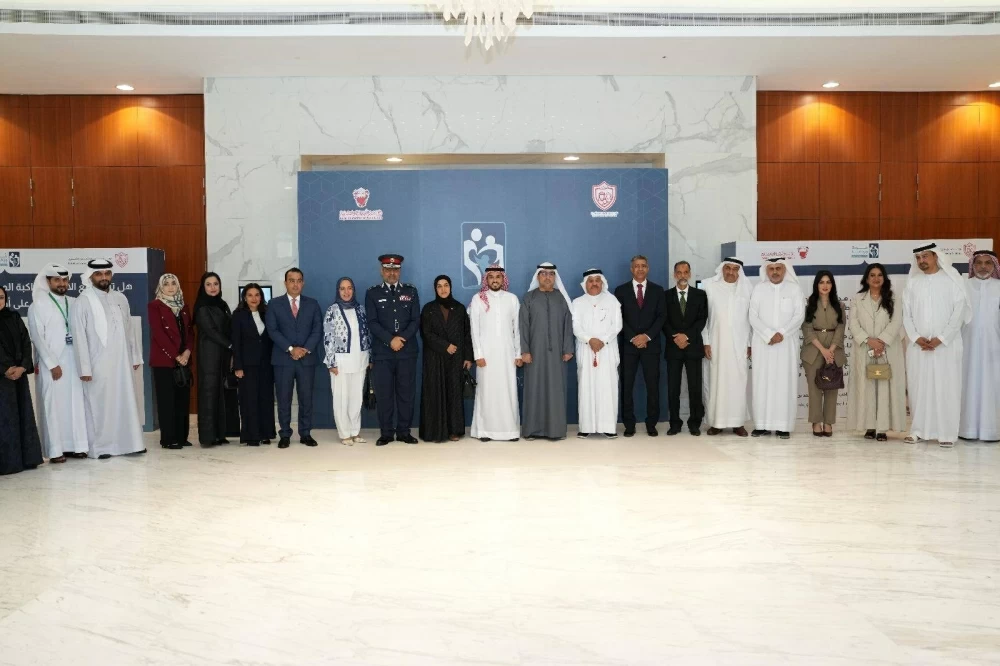 د. سرور يدعو إلى التواصل الفعّال بين أفراد الأسرة لحفظ كيانها