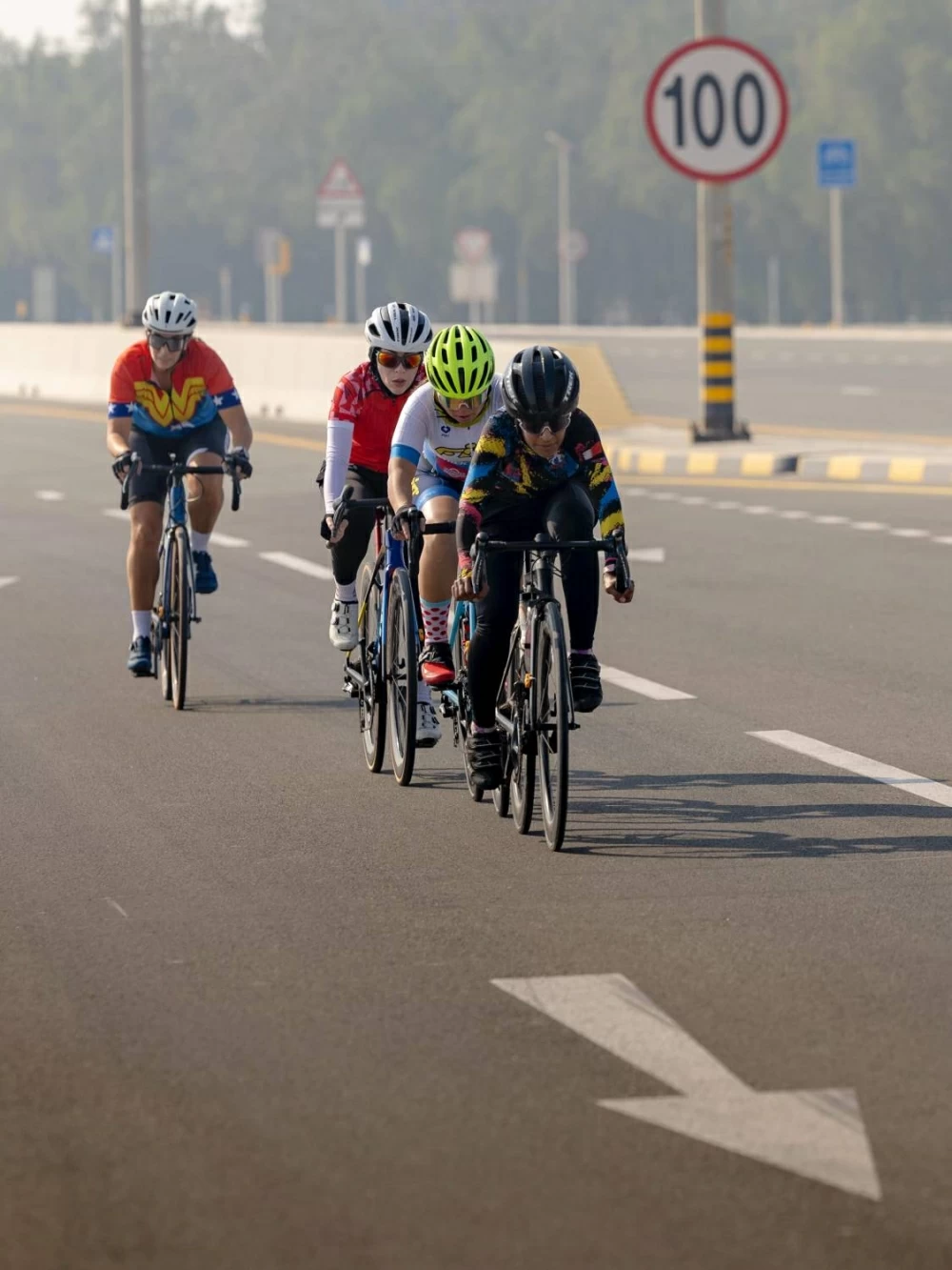 &laquo;بحرين جاينت&raquo; و&laquo;فيكتوريوس 1&raquo; أبطالُ طواف ناصر بن حمد للهواة للدراجات الهوائية