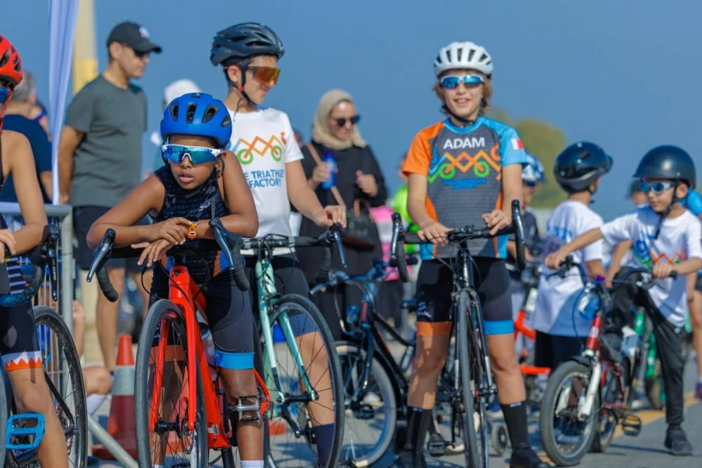 &laquo;بحرين جاينت&raquo; و&laquo;فيكتوريوس 1&raquo; أبطالُ طواف ناصر بن حمد للهواة للدراجات الهوائية