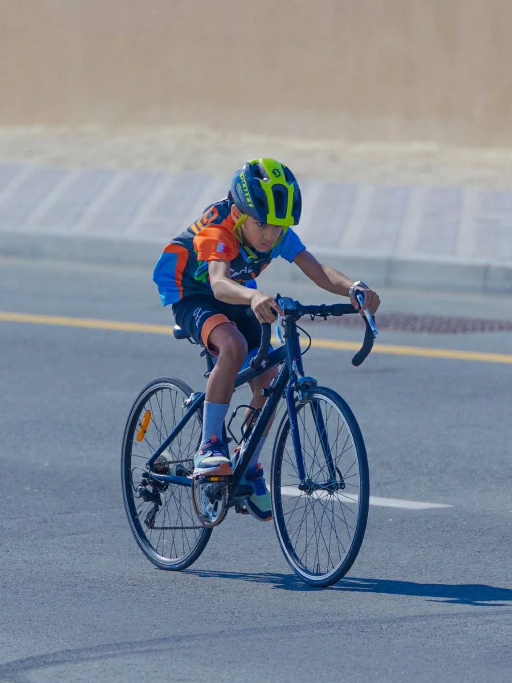 &laquo;بحرين جاينت&raquo; و&laquo;فيكتوريوس 1&raquo; أبطالُ طواف ناصر بن حمد للهواة للدراجات الهوائية