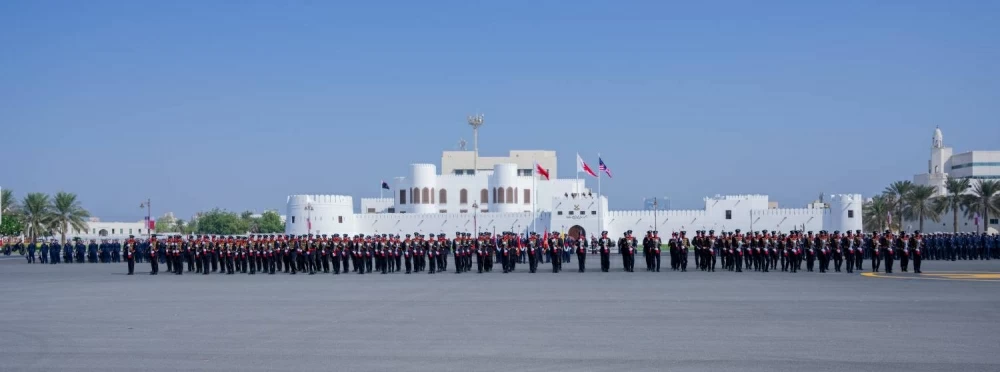 الملك وملك ماليزيا يقومان بزيارة إلى قلعة الشرطة