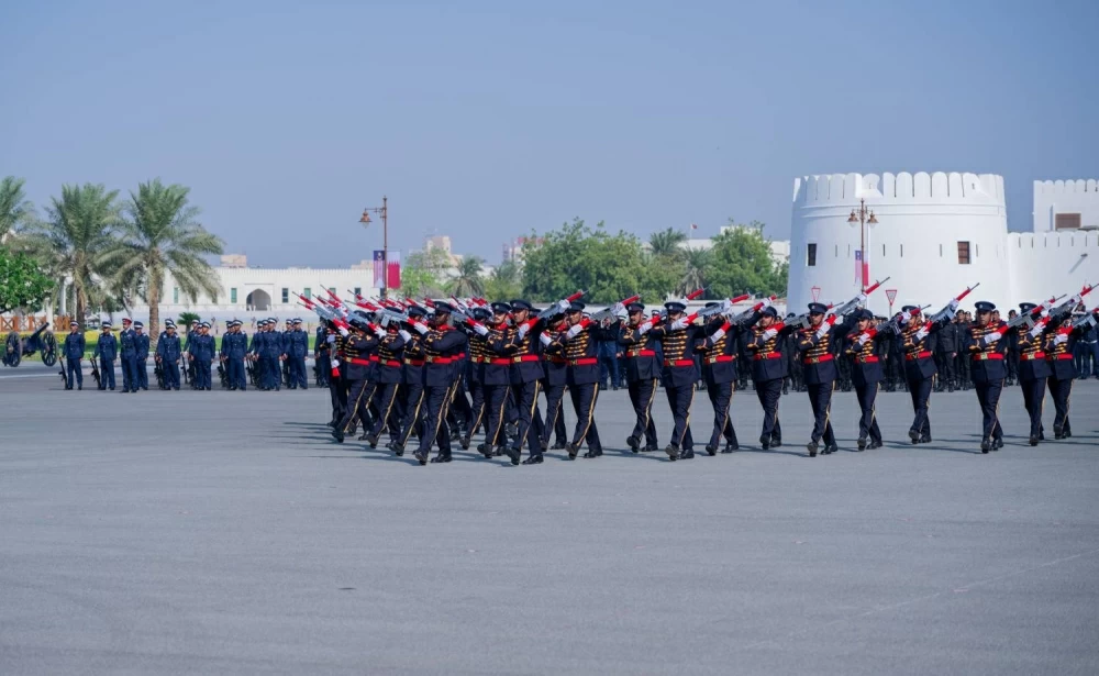 الملك وملك ماليزيا يقومان بزيارة إلى قلعة الشرطة