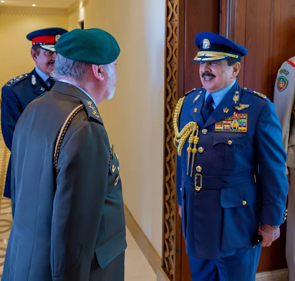 الملك وملك ماليزيا يقومان بزيارة إلى قلعة الشرطة