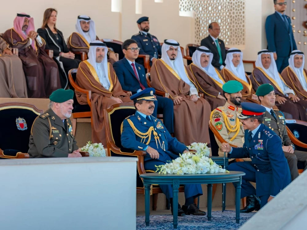 الملك وملك ماليزيا يقومان بزيارة إلى قلعة الشرطة