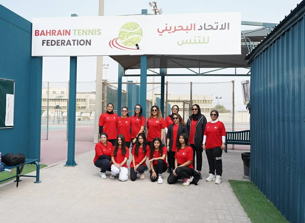 لاعبات البحرين يخضن مواجهة &laquo;الجسر&raquo; الودية