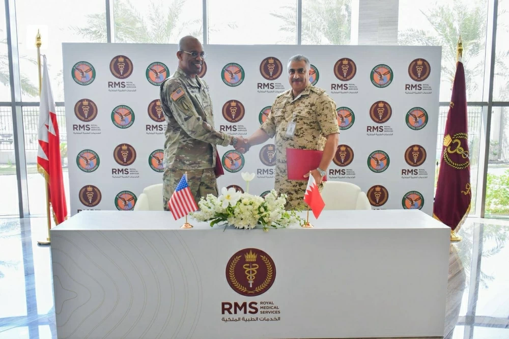الخدمات الطبية الملكية والقيادة المركزية الأمريكية توقعان مذكرة تفاهم لتعزيز التعاون الطبي