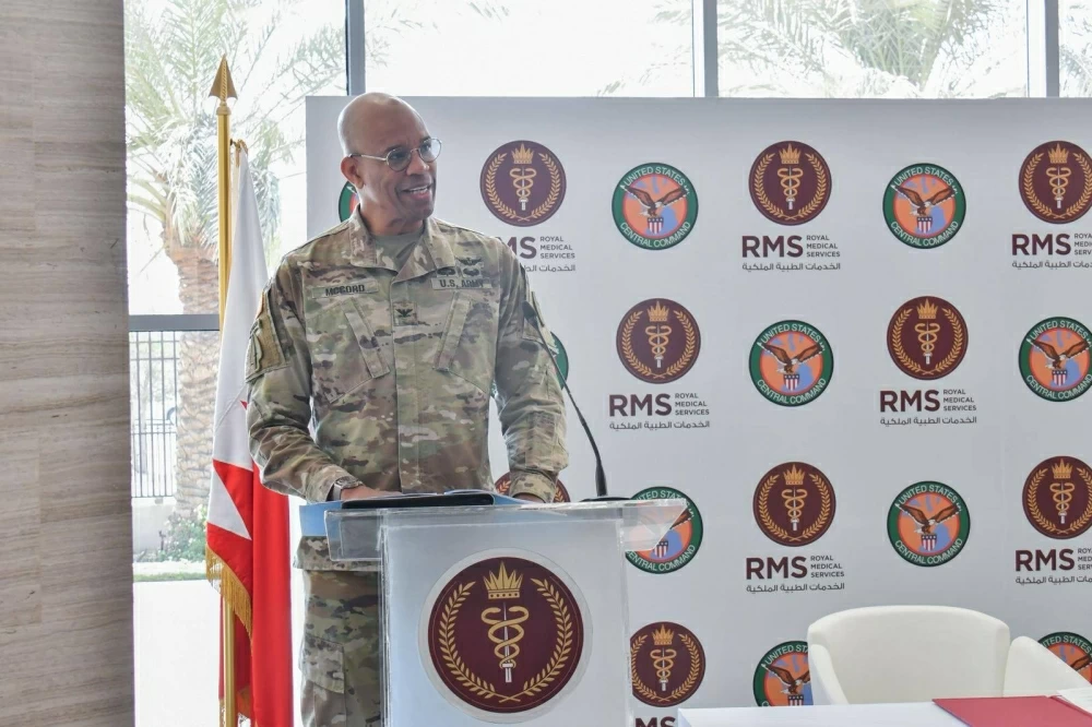 الخدمات الطبية الملكية والقيادة المركزية الأمريكية توقعان مذكرة تفاهم لتعزيز التعاون الطبي