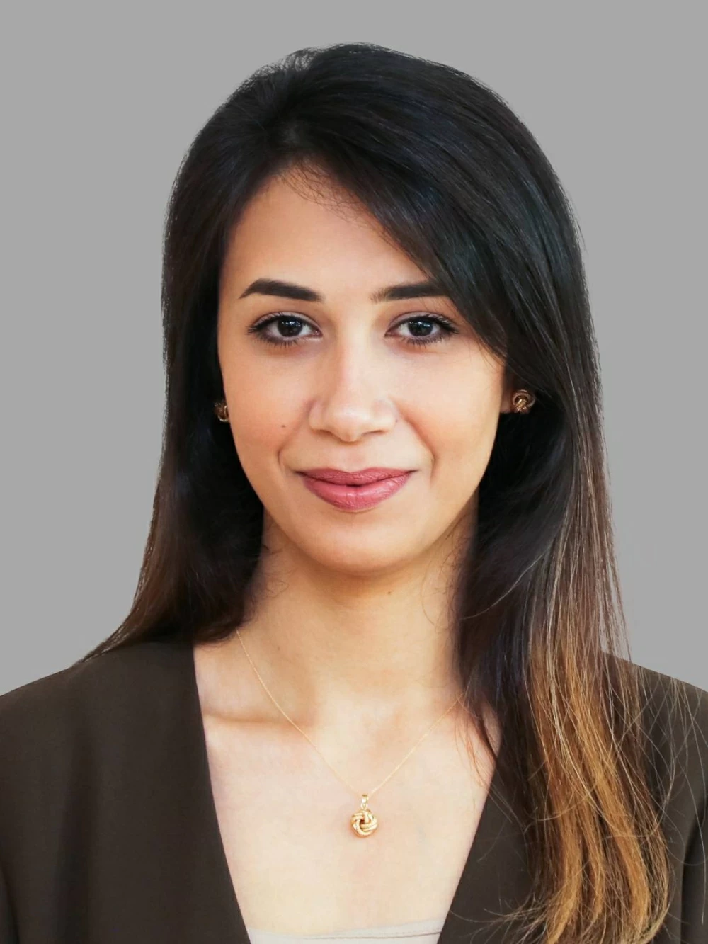 غرفة البحرين لتسوية المنازعات ترقي سيدتين من كوادرها إلى مناصب قيادية