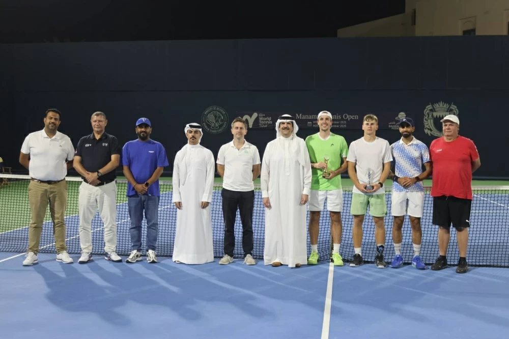 الألماني نينو إيرنشنايدر يتوج بطلاً لبطولة المنامة المفتوحة للتنس