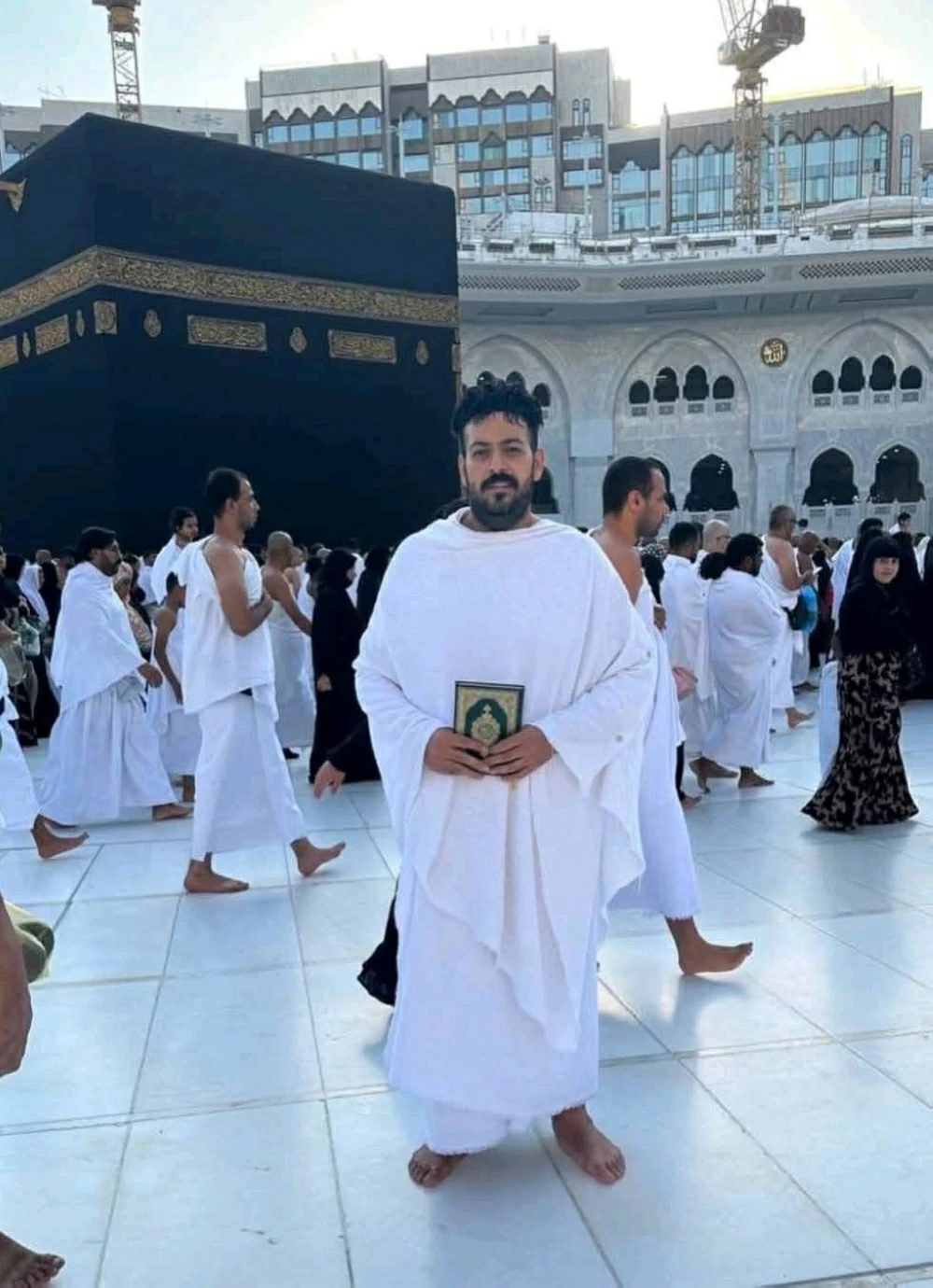 بعد رحيل ابنه بعام.. وفاة المطرب المصري إسماعيل الليثي إثر حادث تصادم مروع