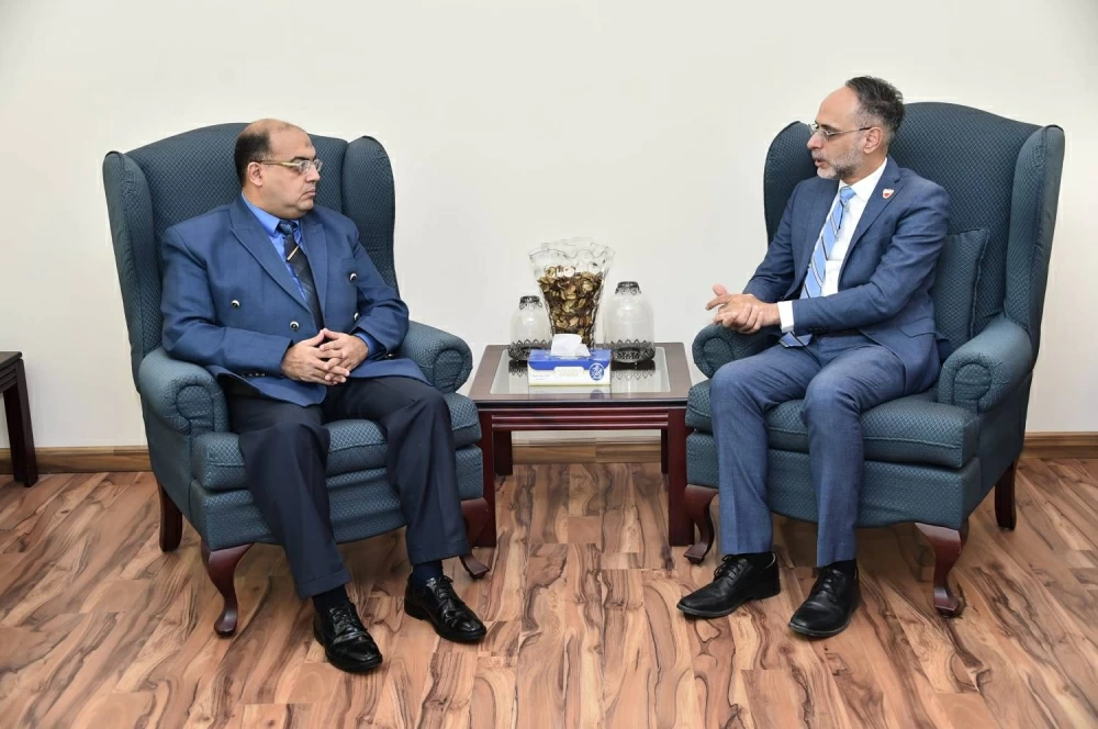 رئيس &laquo;الأطباء البحرينية&raquo; لـ &laquo;الوطن&raquo;: 4800 طبيب بحريني يستفيدون من برامجنا.. و800 دينار حدٌّ أدنى لأجورهم