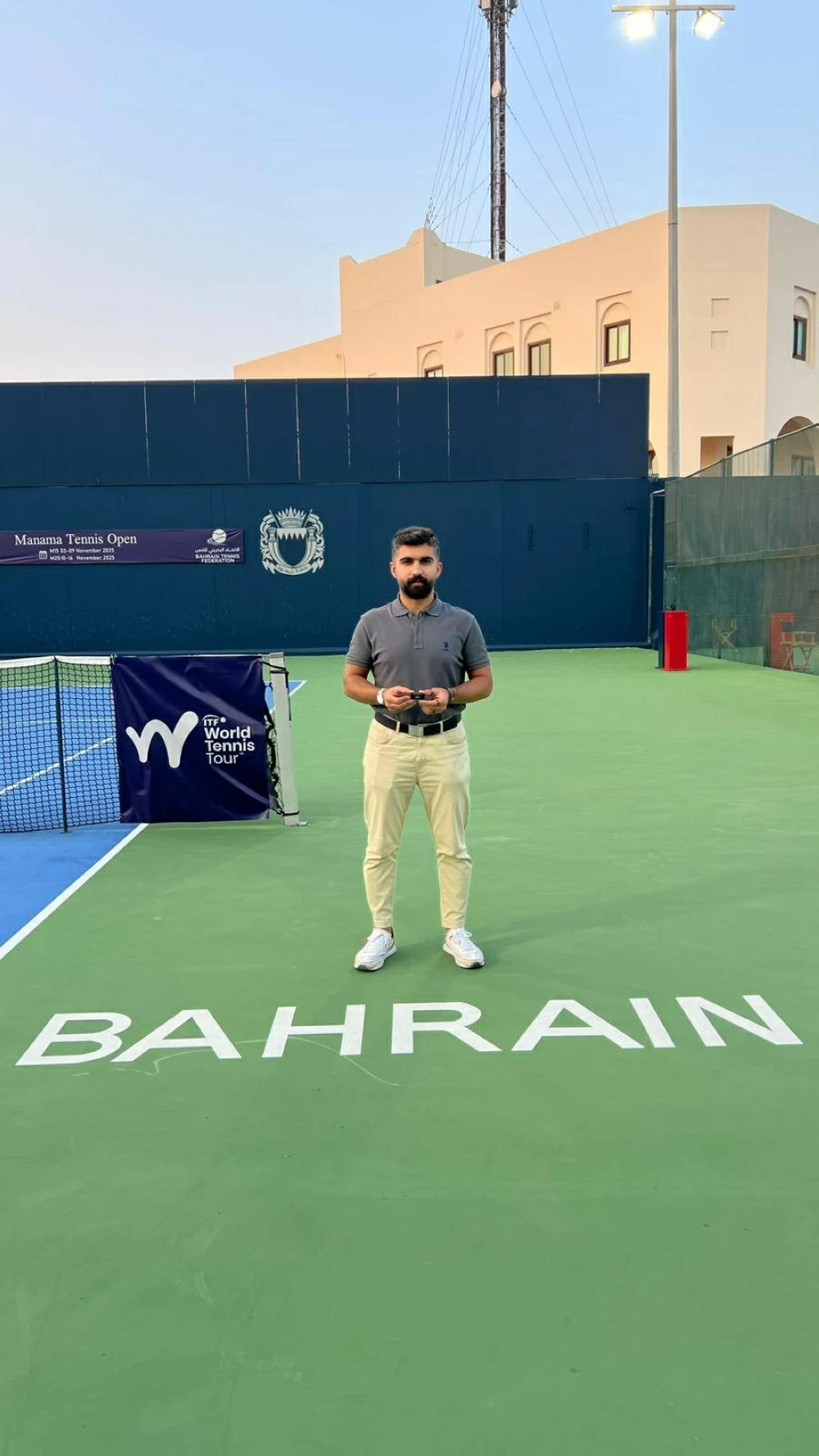 3 حكام بحرينيين يحصلون على الشارة الدولية البضاء لحكام التنس