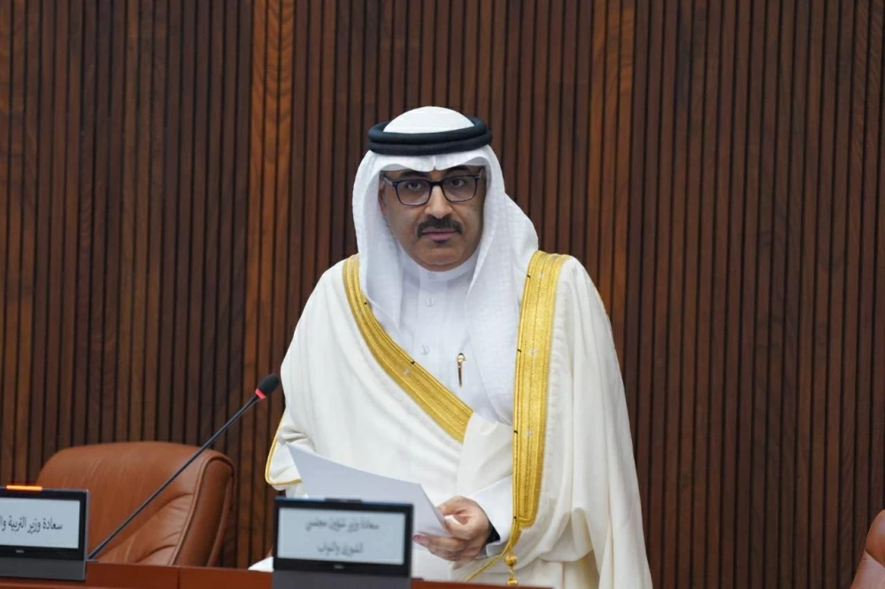 وزير التربية: 4 حالات نوم لأطفال بالحافلات اكتشفها السائقون الأسبوع الماضي