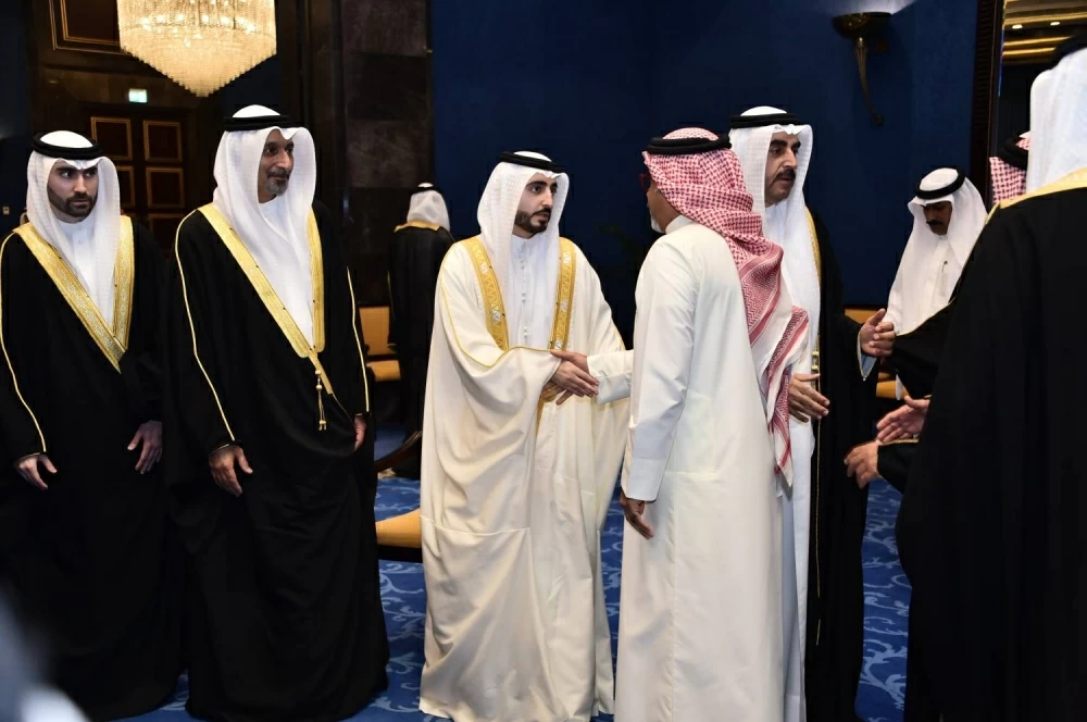 محمد بن دينه يحتفل بزفاف نجله راشد في أجواء بهيجة