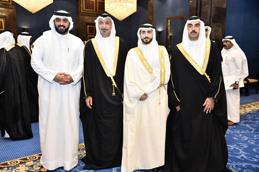 محمد بن دينه يحتفل بزفاف نجله راشد في أجواء بهيجة