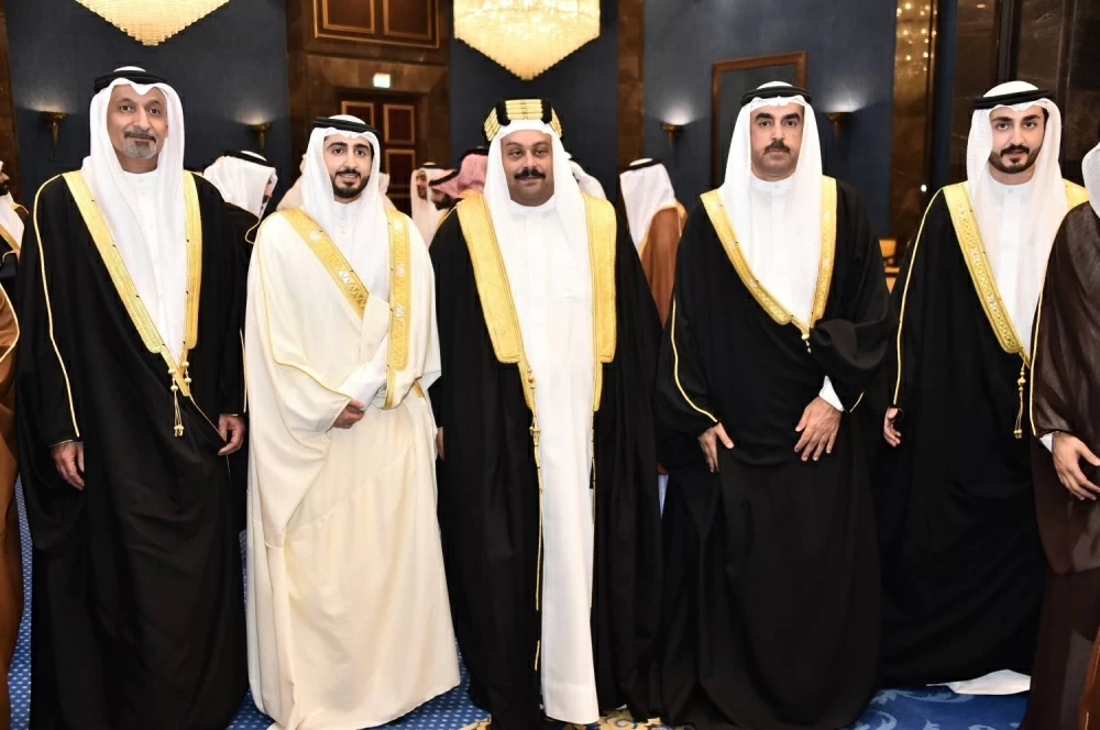 محمد بن دينه يحتفل بزفاف نجله راشد في أجواء بهيجة