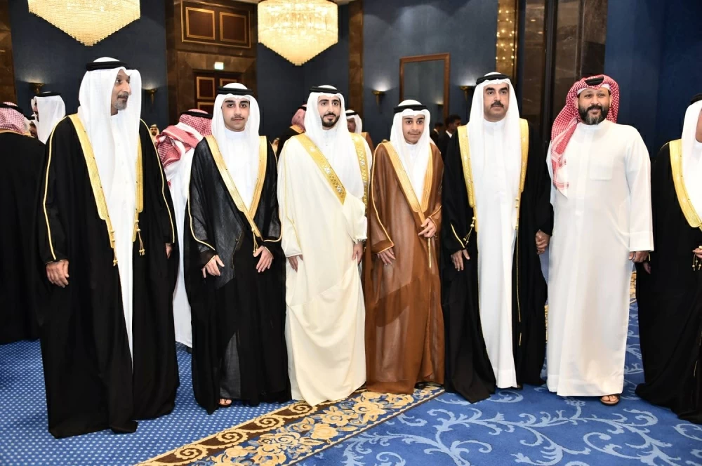 محمد بن دينه يحتفل بزفاف نجله راشد في أجواء بهيجة