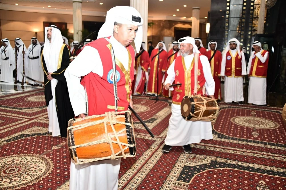 محمد بن دينه يحتفل بزفاف نجله راشد في أجواء بهيجة