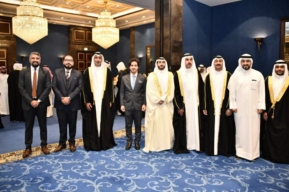 محمد بن دينه يحتفل بزفاف نجله راشد في أجواء بهيجة