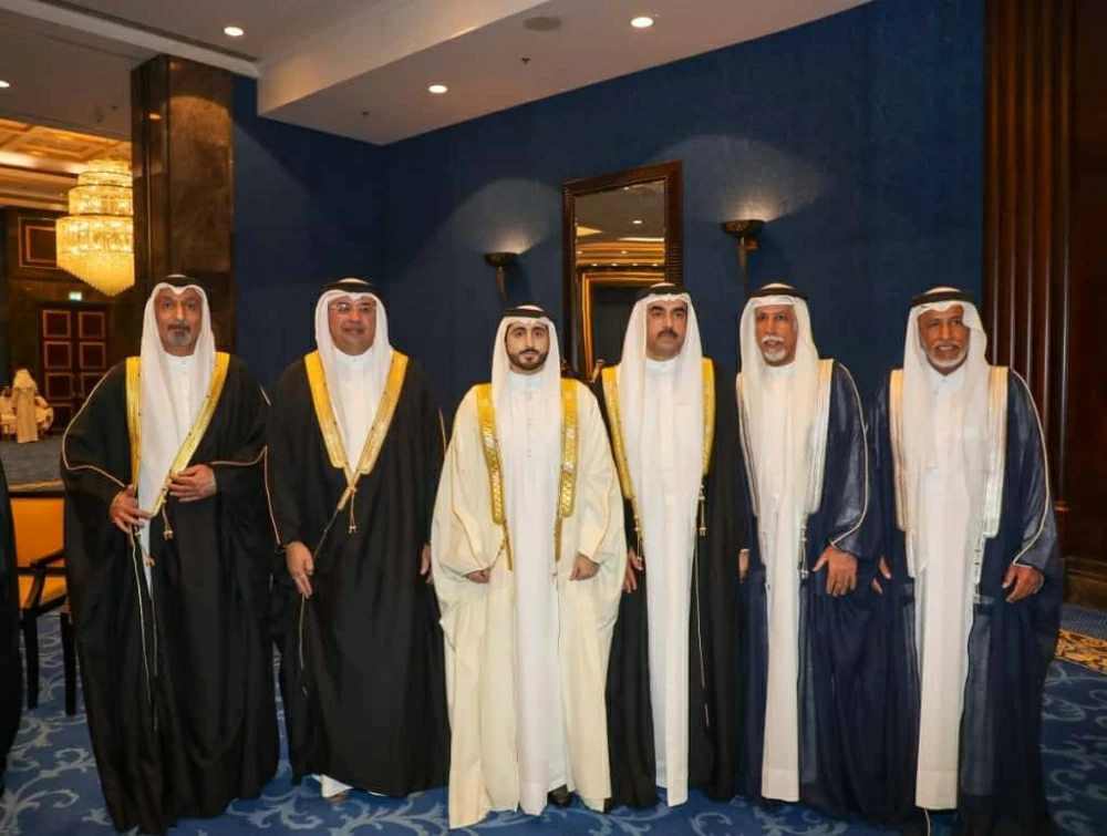 محمد بن دينه يحتفل بزفاف نجله راشد في أجواء بهيجة