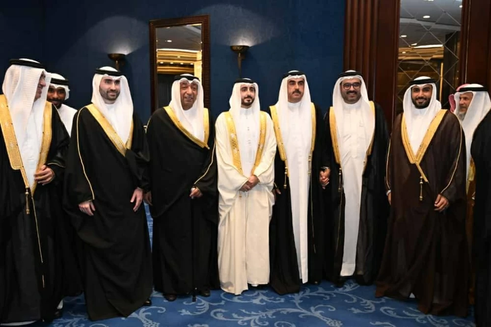 محمد بن دينه يحتفل بزفاف نجله راشد في أجواء بهيجة