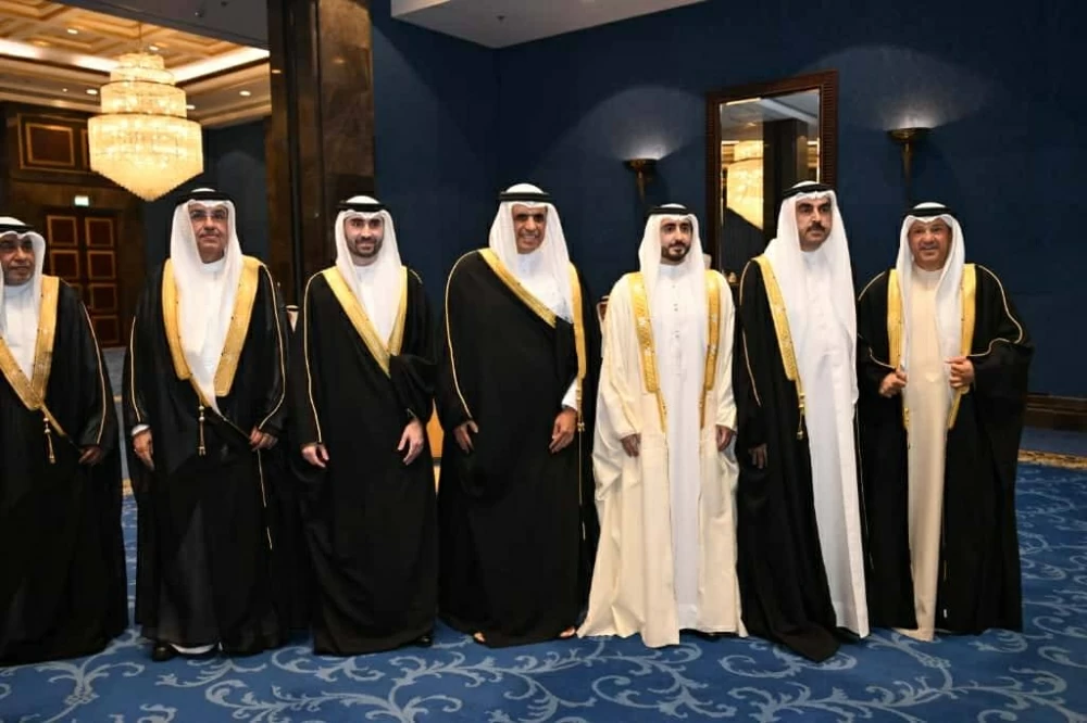 محمد بن دينه يحتفل بزفاف نجله راشد في أجواء بهيجة