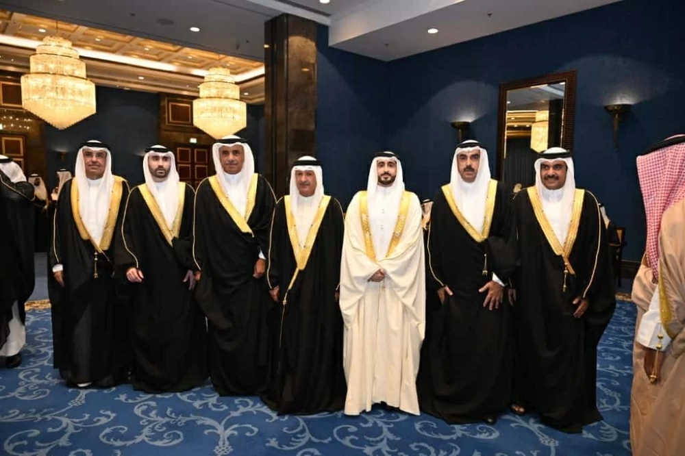 محمد بن دينه يحتفل بزفاف نجله راشد في أجواء بهيجة