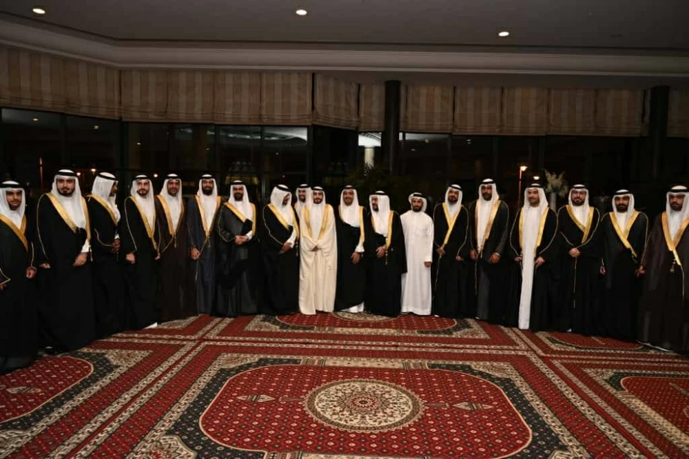 محمد بن دينه يحتفل بزفاف نجله راشد في أجواء بهيجة