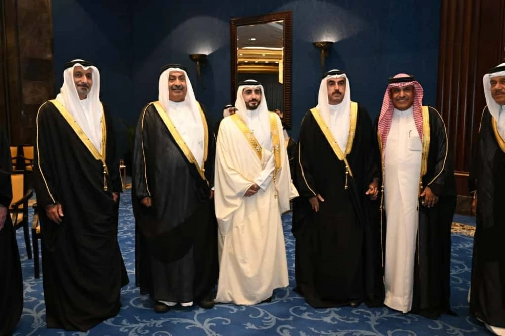 محمد بن دينه يحتفل بزفاف نجله راشد في أجواء بهيجة