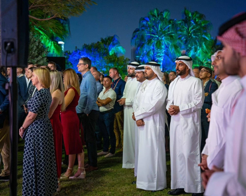 عيسى بن سلمان يشهد قرعة الجياد العالمية المشاركة في النسخة الـ7 من سباق كأس البحرين الدولي للخيل