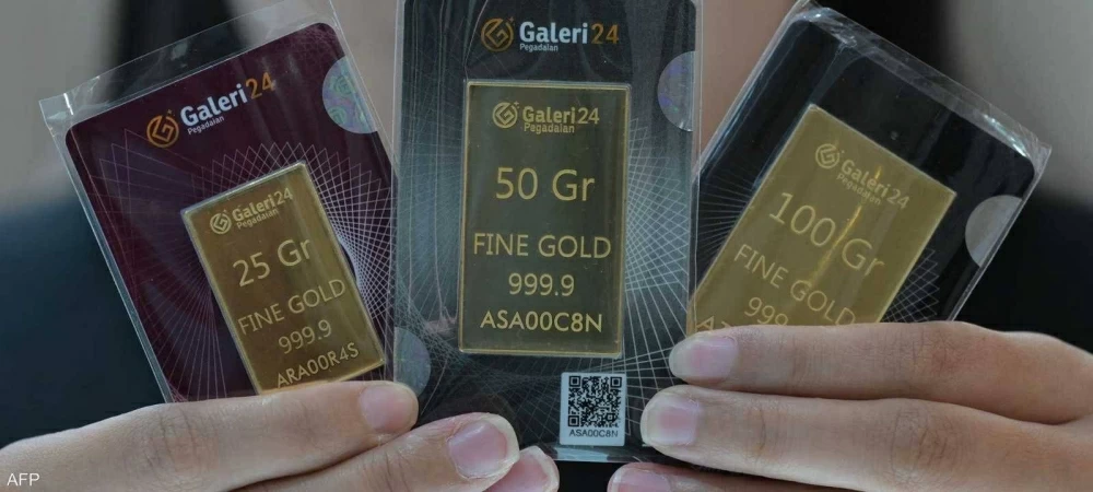 أسعار الذهب تتراجع من أعلى مستوياتها في ثلاثة أسابيع