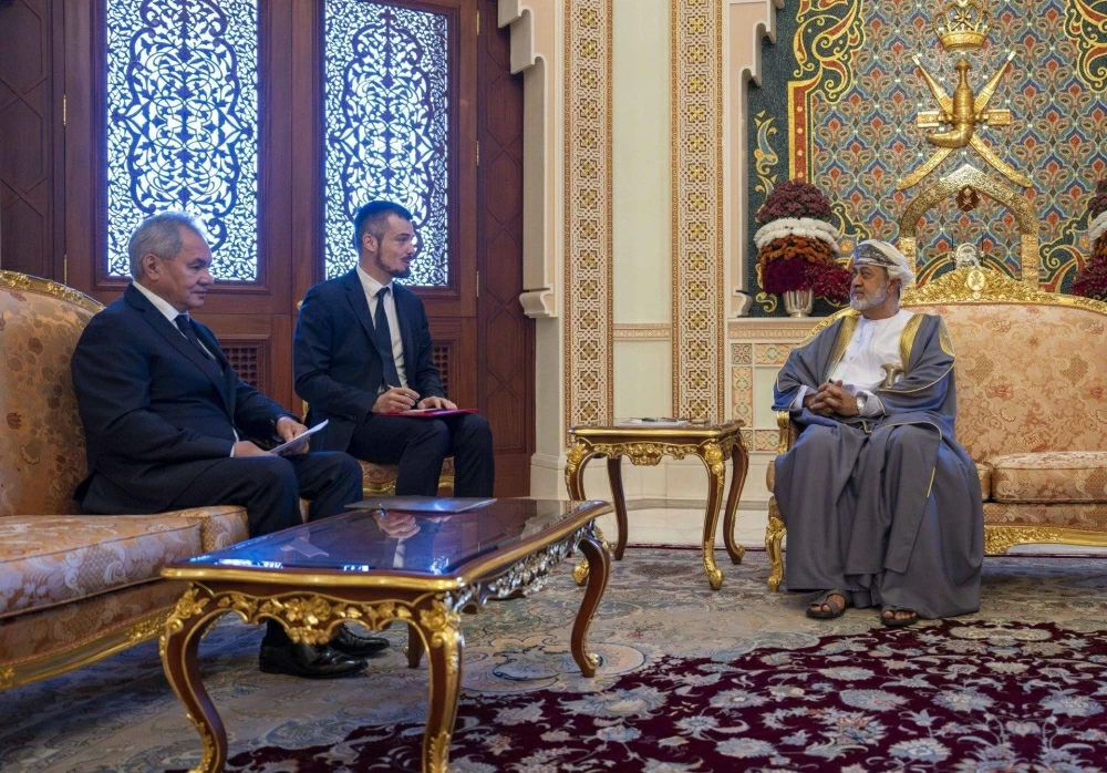 سلطان عُمان يبحث مع سكرتير الأمن الروسي مسارات التعاون المشترك
