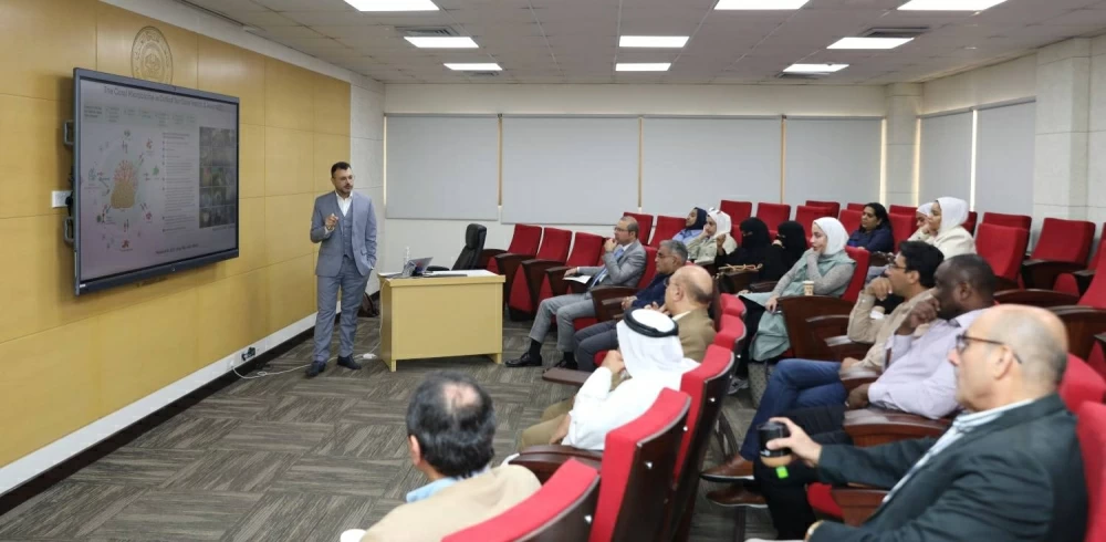 كرسي الشيخ زايد بـ "الخليج العربي" يناقش دور التجمعات الميكروبية في صحة الشعاب المرجانية