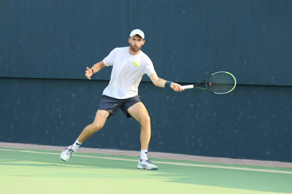 استمرار المفاجآت وخروج المصنفين الأوائل ببطولة المنامة المفتوحة