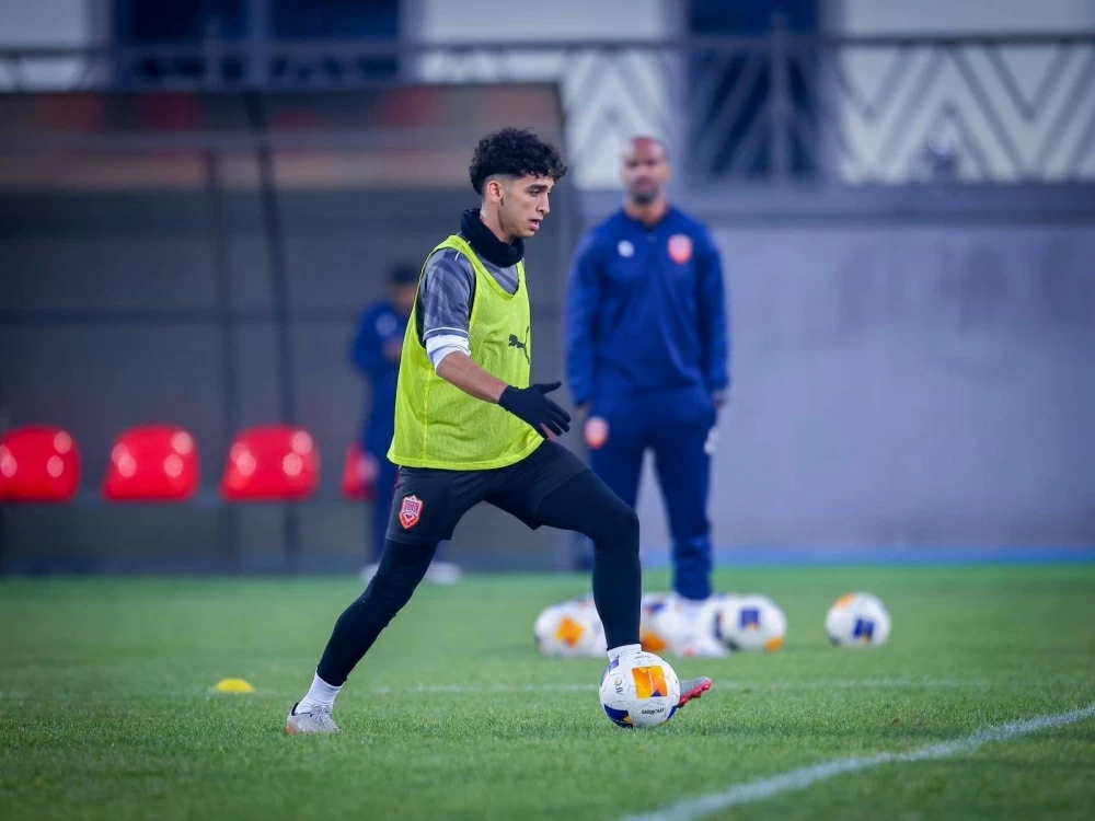 الأحمر الأولمبي يلاقي نظيره الروسي اليوم