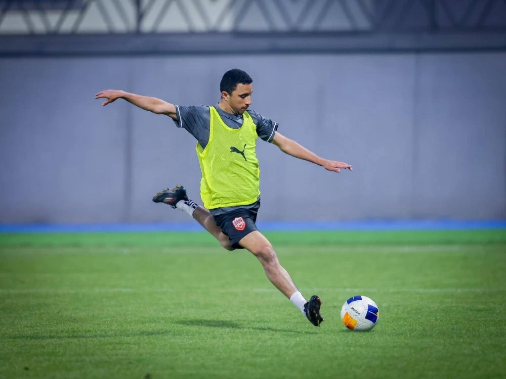 الأحمر الأولمبي يلاقي نظيره الروسي اليوم