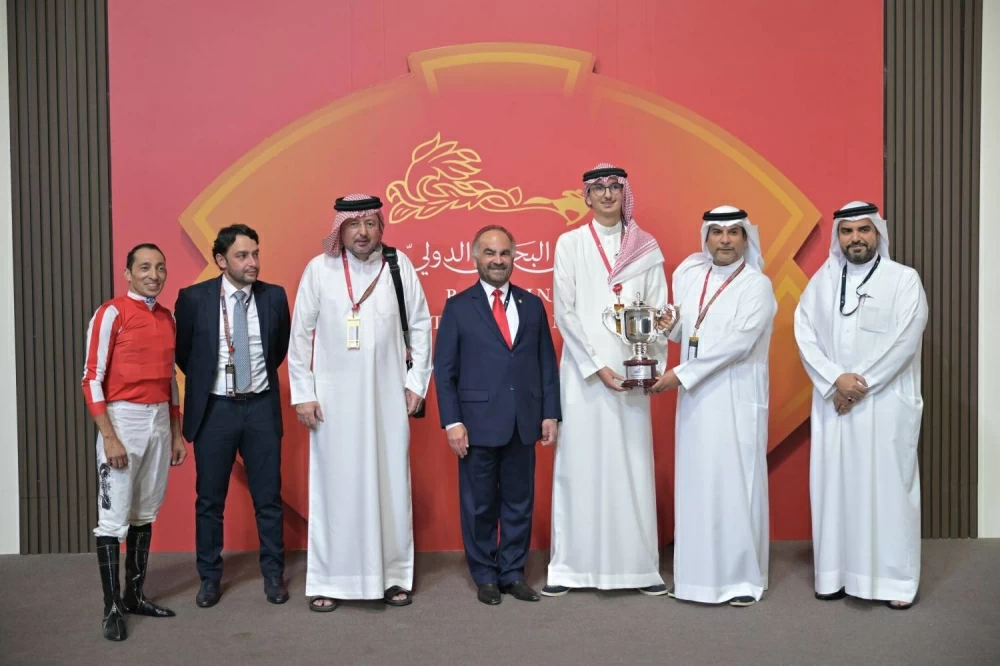خالد بن حمد يشهد انطلاق النسخة الـ7 لكأس البحرين الدولي لسباق الخيل
