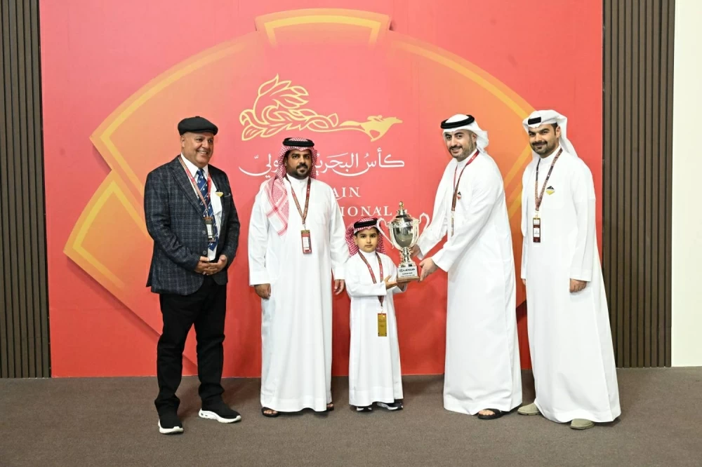 خالد بن حمد يشهد انطلاق النسخة الـ7 لكأس البحرين الدولي لسباق الخيل