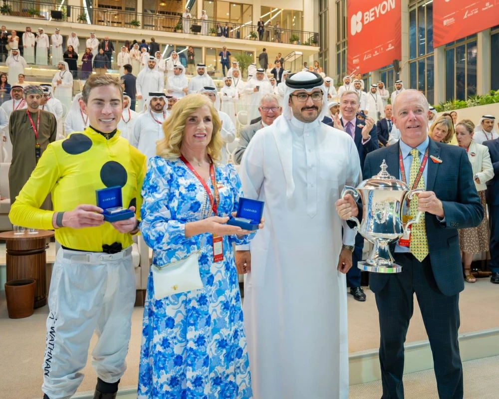 خالد بن حمد يشهد انطلاق النسخة الـ7 لكأس البحرين الدولي لسباق الخيل