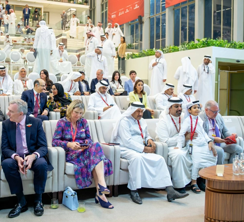 خالد بن حمد يشهد انطلاق النسخة الـ7 لكأس البحرين الدولي لسباق الخيل