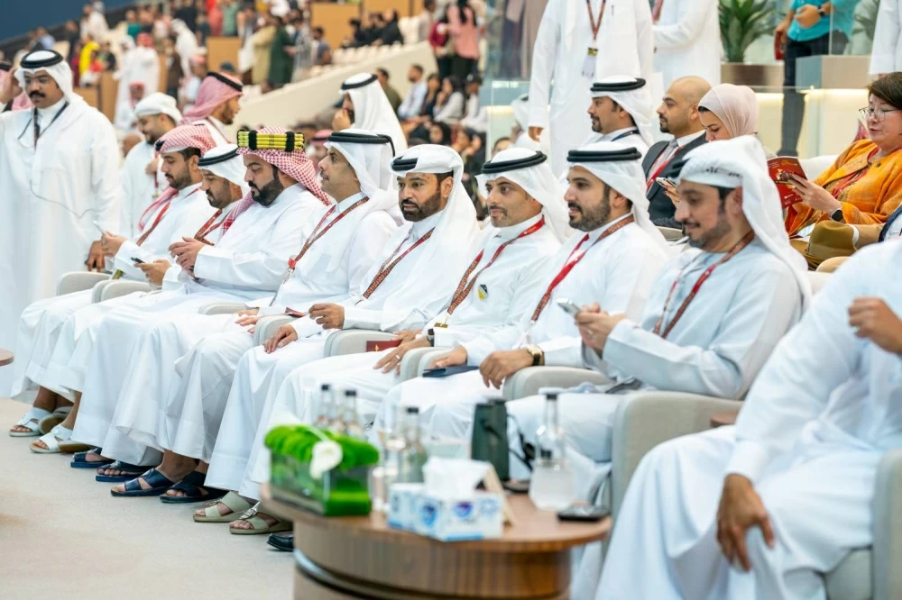 خالد بن حمد يشهد انطلاق النسخة الـ7 لكأس البحرين الدولي لسباق الخيل