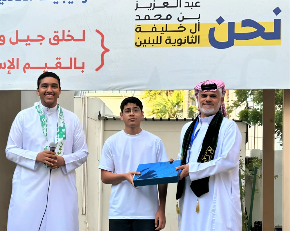 الإذاعة المدرسية منصة بناء الوعي وغرس القيم وإبراز المواهب